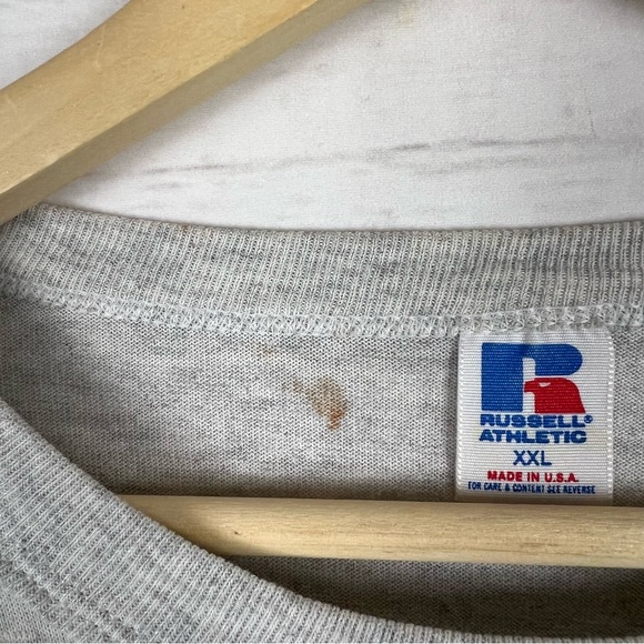 Vintage 1990s Monarchs London T-Shirt - Picture 5 of 9